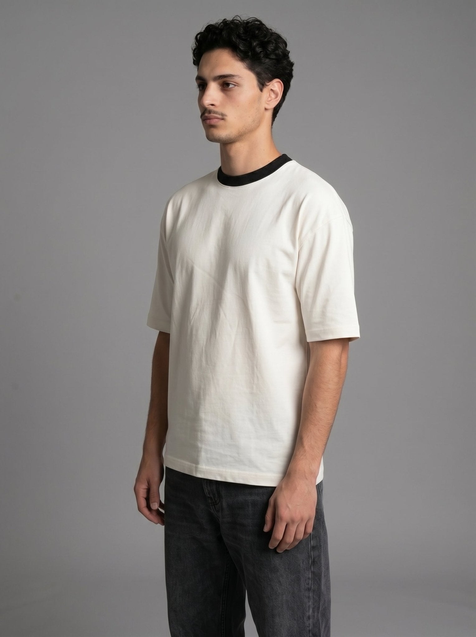 Boxy Tee — Off-White X Black - GREV